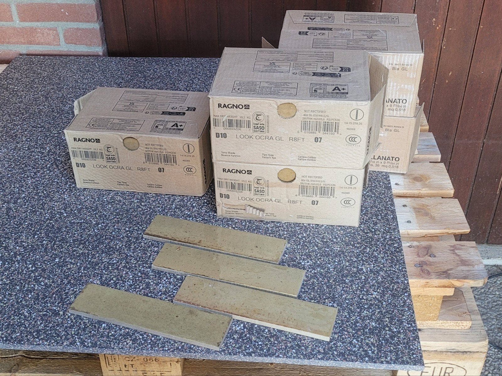 Ceramica Decor Ocra Glossy Tegels 6x24 10mm - 2,5m2, Ophalen, Nieuw, Minder dan 20 cm, Minder dan 5 m²