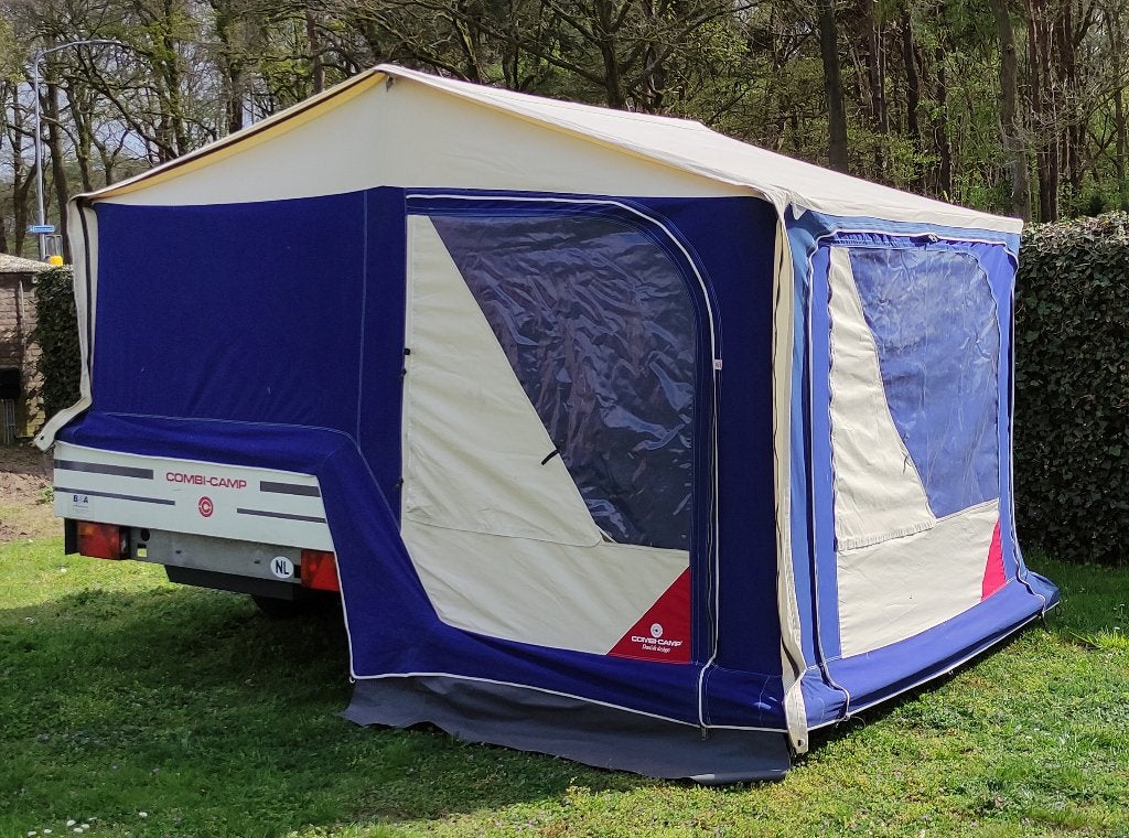 Combi-camp Venezia Quick geremd superlicht prima staat 2004, Caravans en Kamperen, Ophalen of Verzenden, Zo goed als nieuw, Tot en met 4