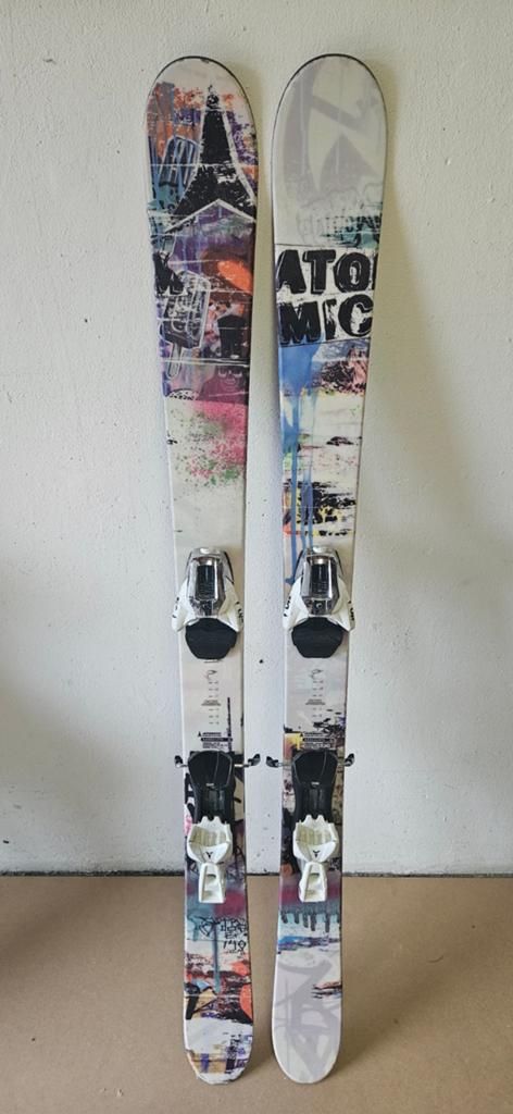 Top skies Atomic punx 140cm carve ski TWINTIP SKI GEWAXT GES, 140 tot 160 cm, Gebruikt, Ophalen of Verzenden, Carve