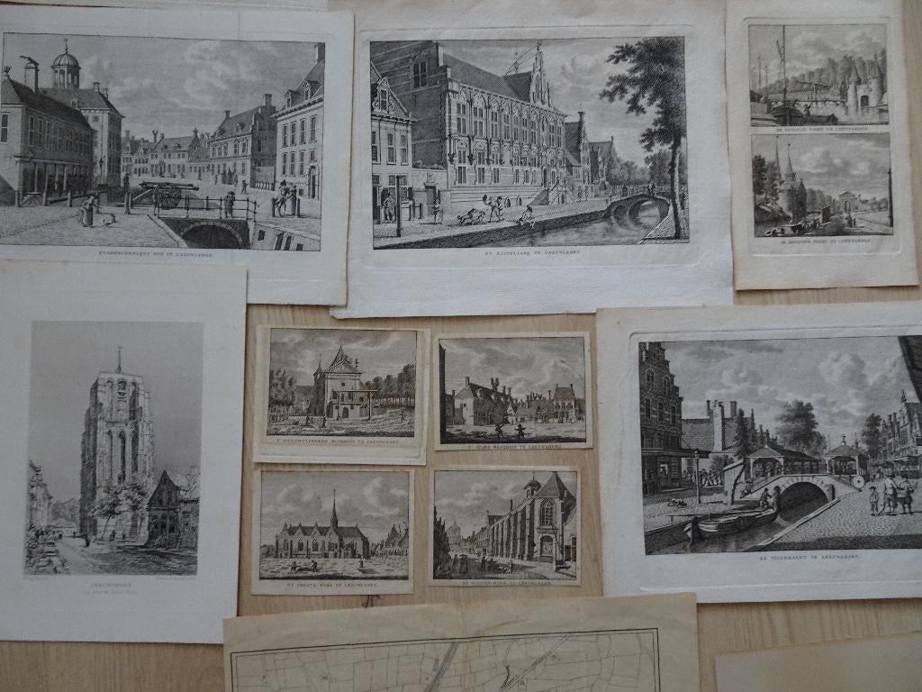 originele gravures en lithos Leeuwarden Friesland 18e eeuw, Antiek en Kunst, Verzenden, Stadsgezicht, Gravure, Origineel