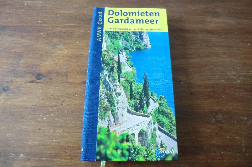 reisgids - Dolomieten Gardameer anwb goud (2012), Europa, Ophalen of Verzenden, Zo goed als nieuw, Reisgids of -boek