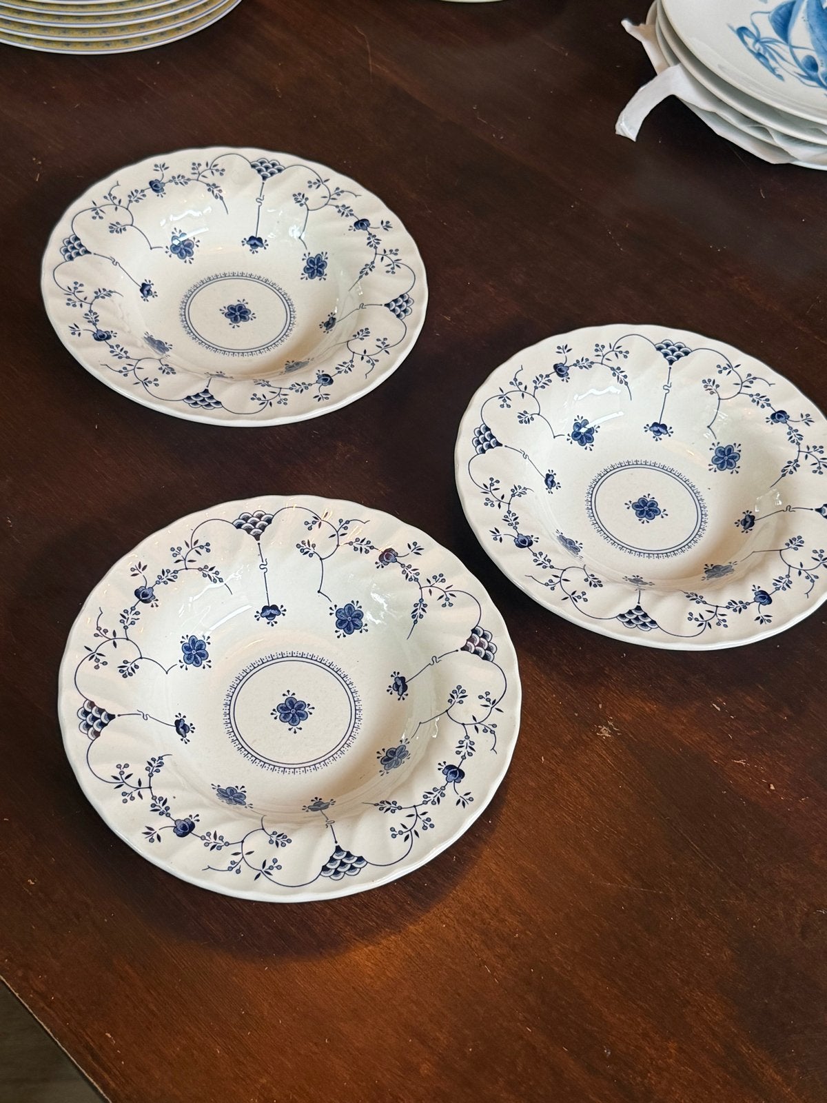 3 diepe borden Churchill "Finlandia" - Staffordshire, Ophalen of Verzenden