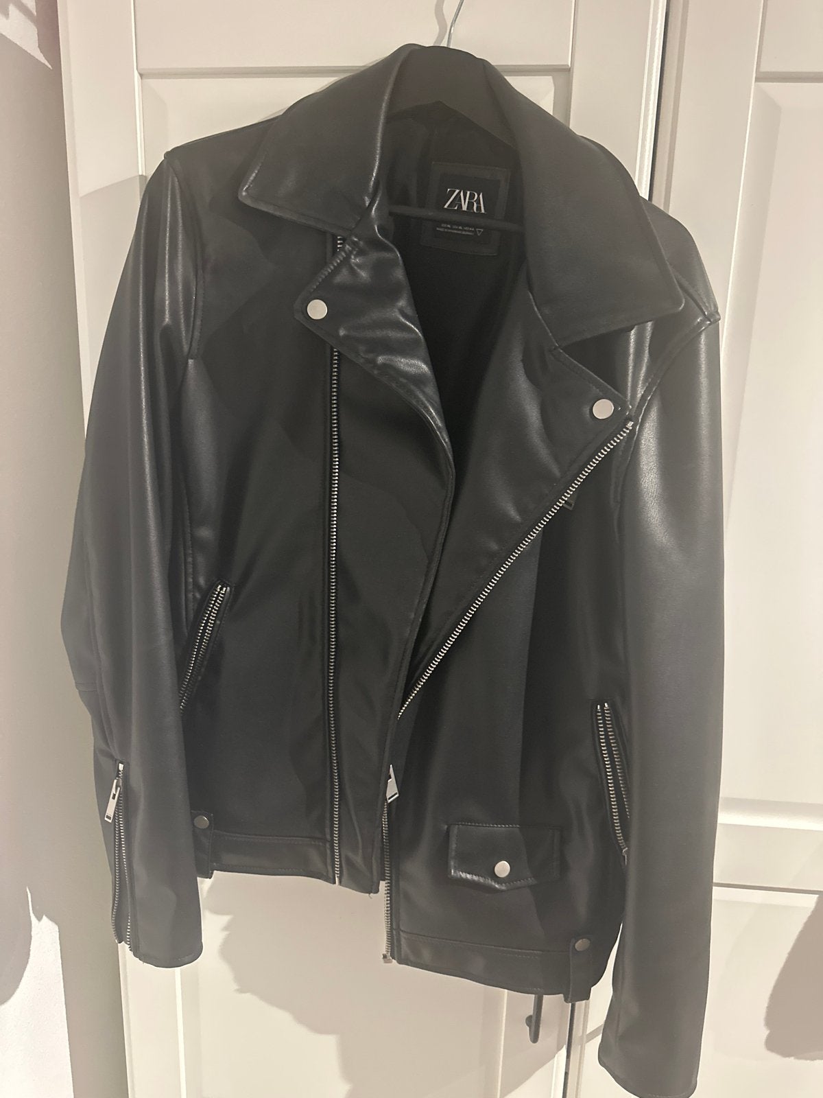 Zwarte leren bikerjack van Zara - Maat XL, Ophalen of Verzenden, Zo goed als nieuw, Zwart
