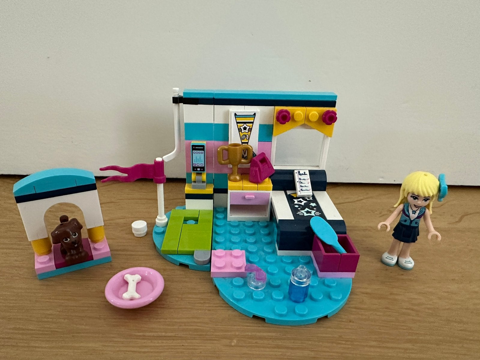 LEGO Friends - Stephanie’s slaapkamer compleet - 41328, Ophalen of Verzenden, Zo goed als nieuw