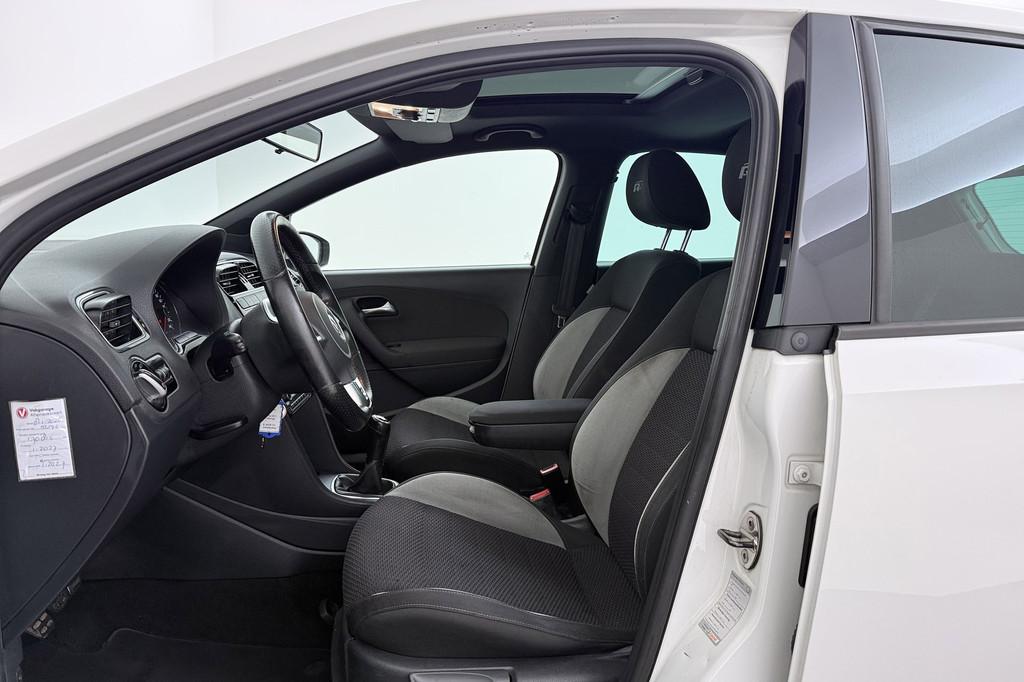 Volkswagen Polo 1.2 TSI Highline | R-Line | Panoramadak | Or, Voorwielaandrijving, Euro 5, Stof, Zwart