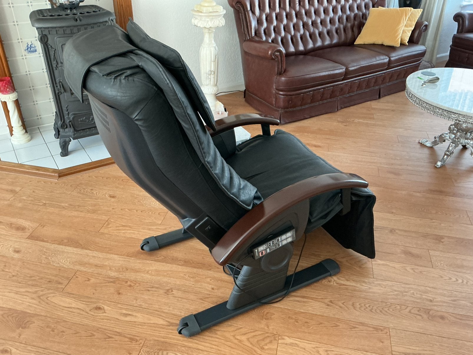 Relaxed Masage stoel, Ophalen, Gebruikt, Zwart, Leer