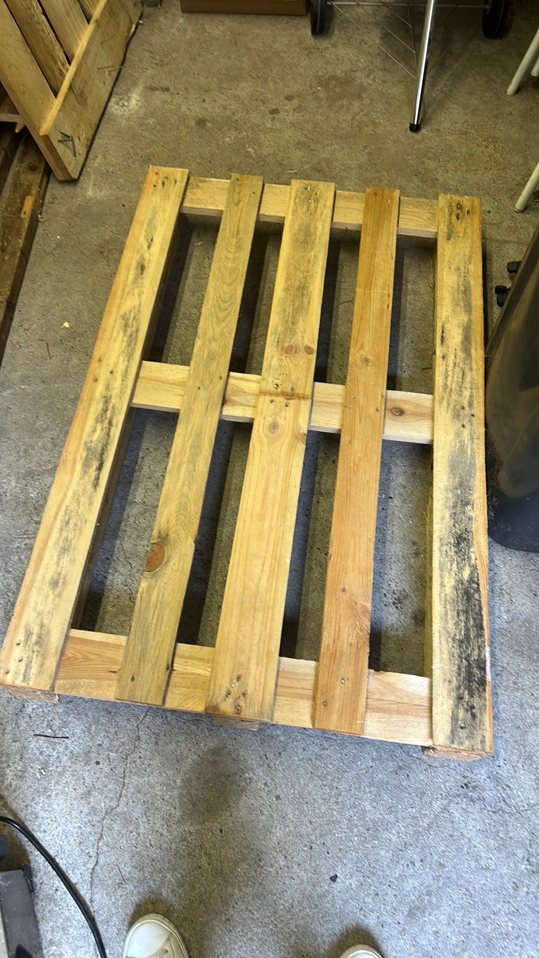 Gratis palet, Ophalen, Minder dan 25 mm, Zo goed als nieuw, Minder dan 200 cm