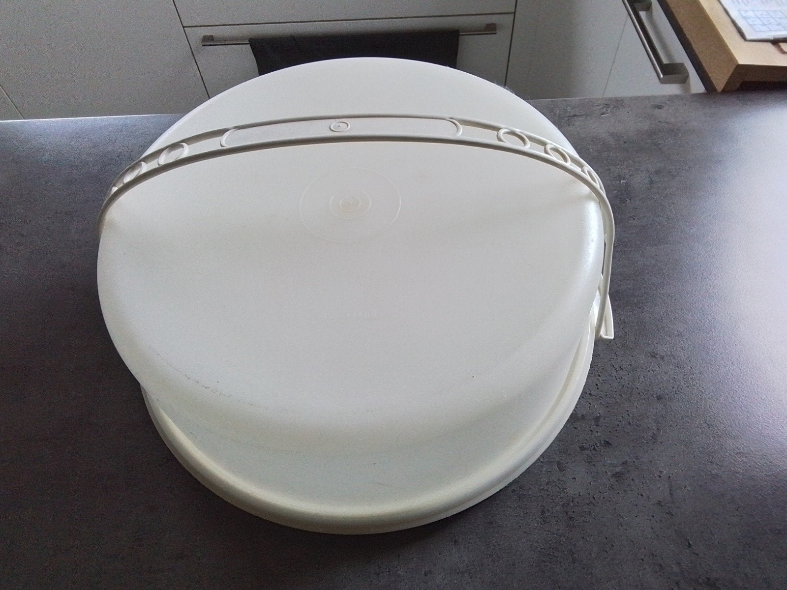 Grote Tupperware gebaksdoos met flexibele draagbeugel, Ophalen of Verzenden, Overige typen