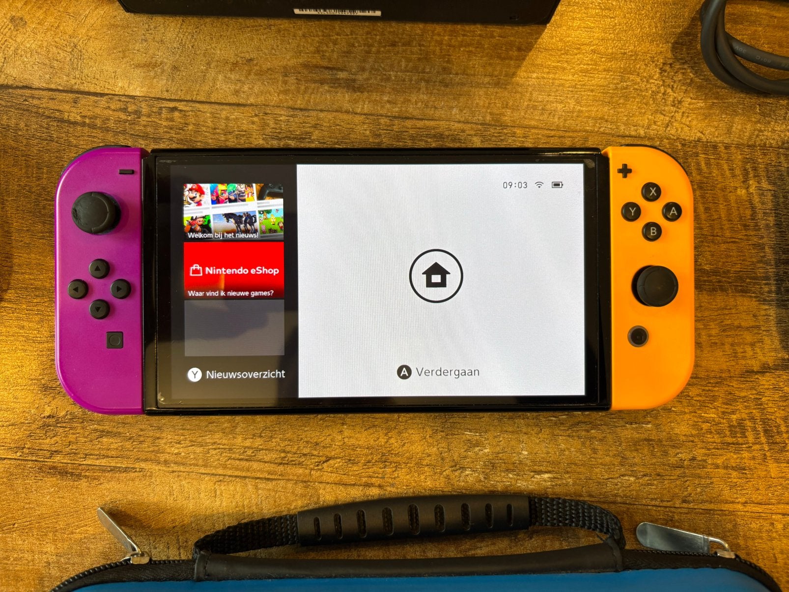 Foto 4 van Nintendo Switch OLED + 4 controllers + garantie