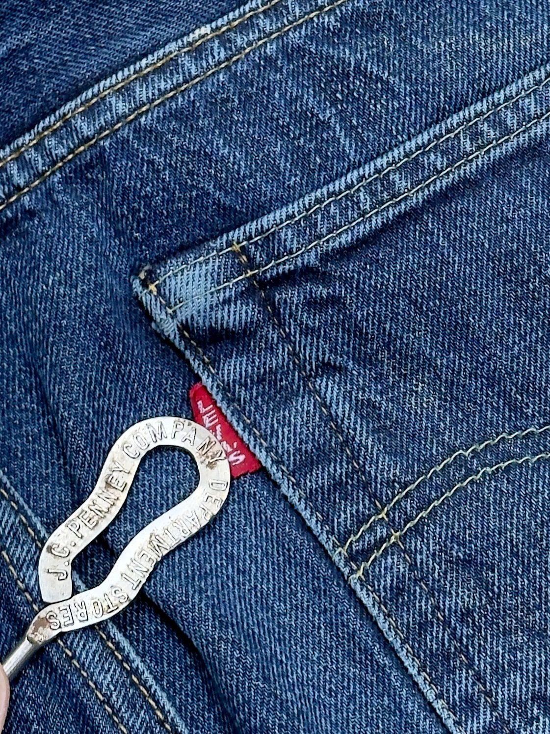 GEZOCHT: OUDE LEVI’S KLEDING, Ophalen of Verzenden, Us, Us, Us