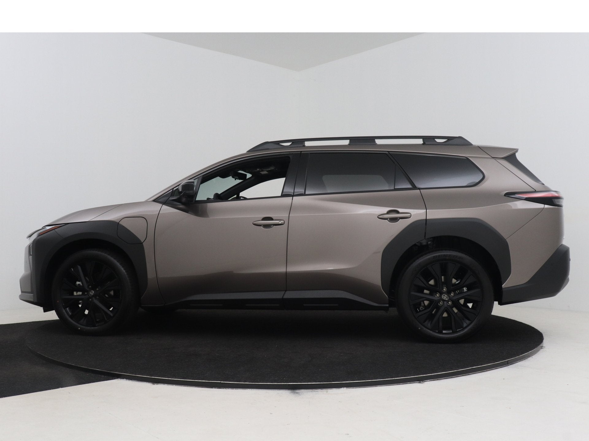 Toyota bZ4X Touring Executive AWD 75 kWh (bj 2026), Auto's, Automaat, 12 maanden, Zwart, Adaptive Cruise Control