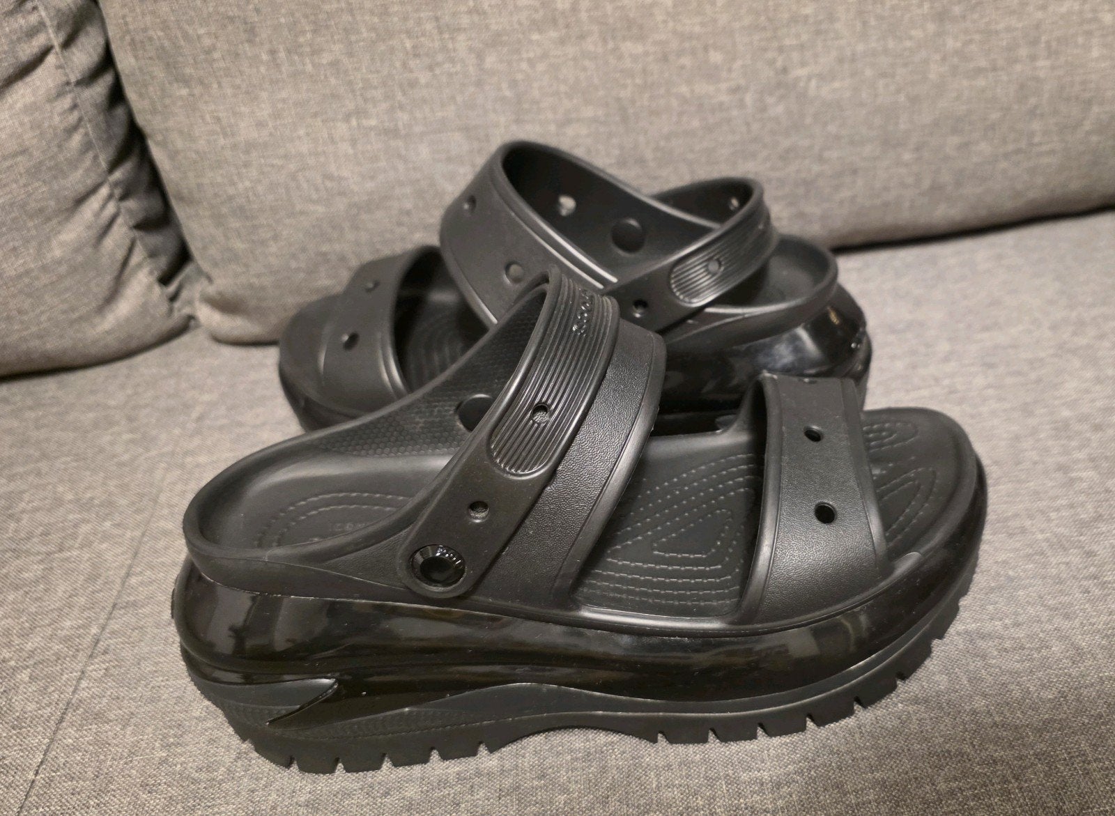 Zwarte Crocs Sandalen  maat 39-40 - Comfortabel en Stijlvol, Kleding | Dames, Ophalen of Verzenden, Zo goed als nieuw, Zwart, Sandalen of Muiltjes