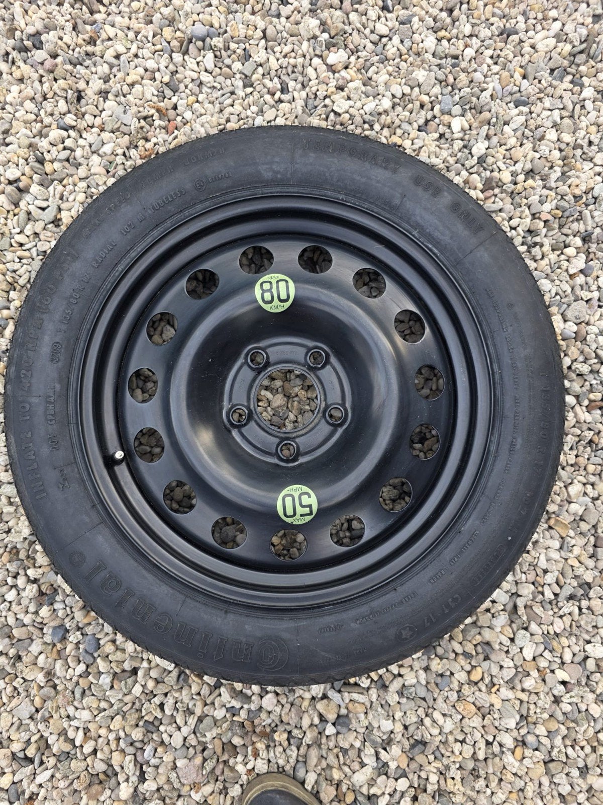 Continental thuiskomer 135/80 R17, Banden en Velgen, Nieuw, 17 inch, Ophalen of Verzenden