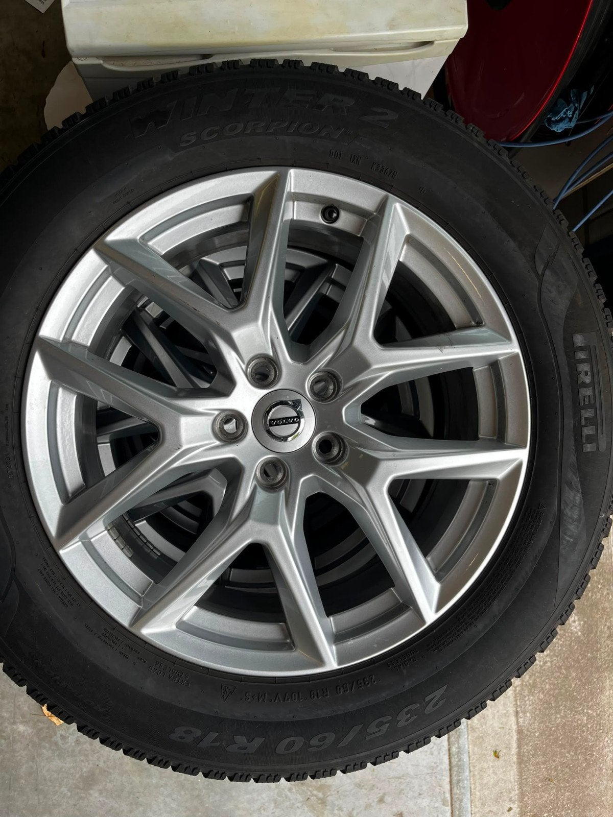 Volvo XC60 velgen met goede winterbanden, Ophalen, 18 inch, Gebruikt, Banden en Velgen