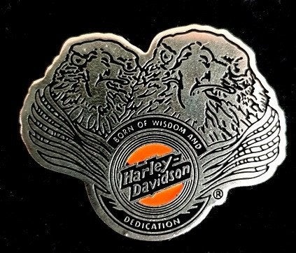 Harley Davidson- Born of wisdom pin, Verzenden, Nieuw, Transport, Speldje of Pin