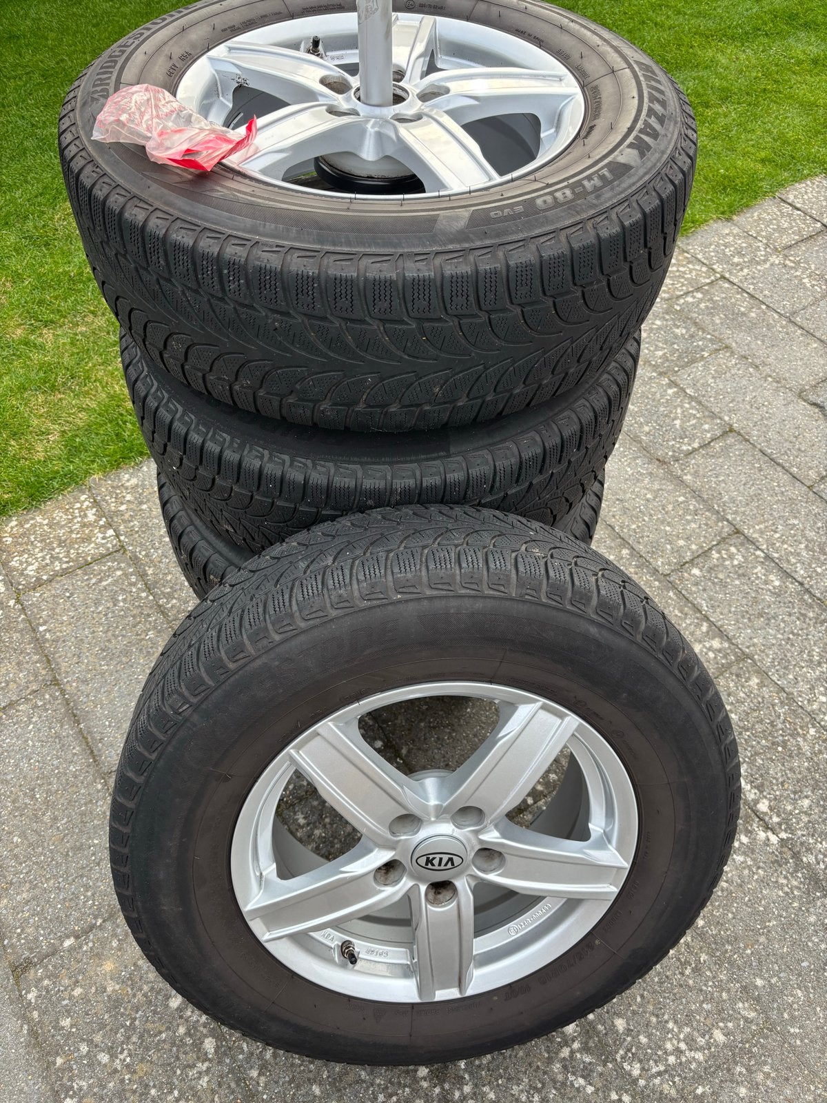 Winterbanden op Kia lichtmetalen velgen, Auto-onderdelen, Ophalen, 16 inch, Banden en Velgen, Winterbanden