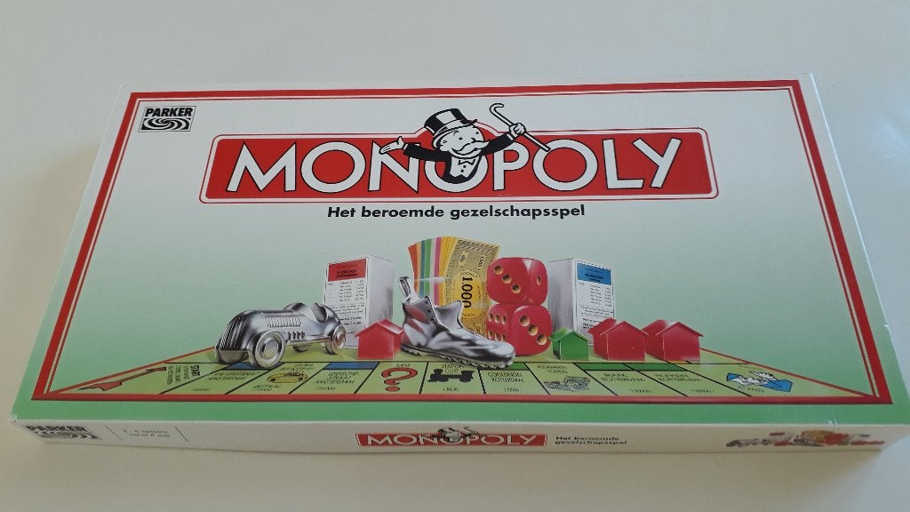 te koop Monopoly spel, Hobby en Vrije tijd, Drie of vier spelers, Ophalen, Zo goed als nieuw