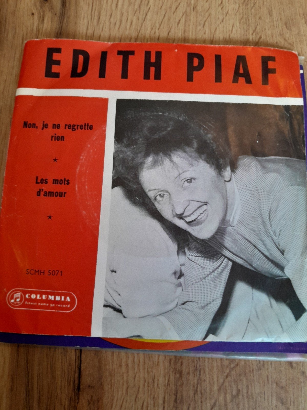 edith piaf 7 inch les mots d,amour, Ophalen of Verzenden, Zo goed als nieuw, Pop