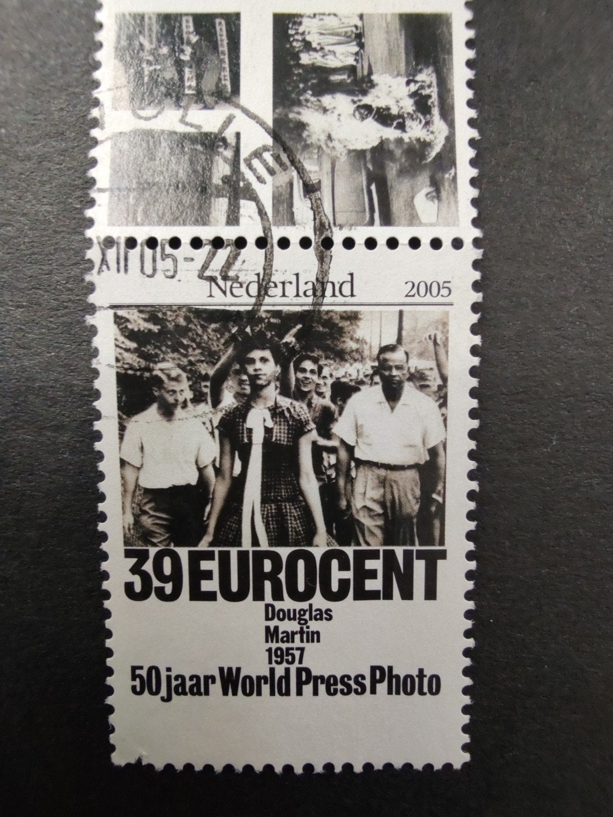 2352 douglas Martin 2005 world Press foto, Postzegels en Munten, Postzegels | Nederland, Ophalen of Verzenden