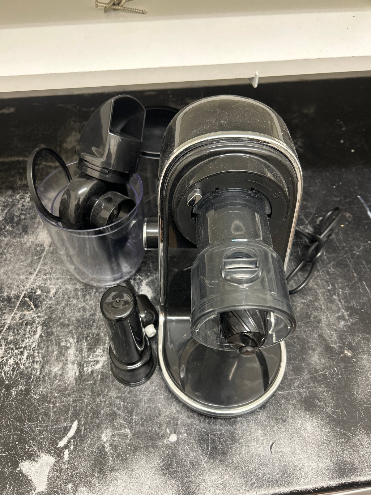 Kitchenwell Slowjuicer - Zwart, Zo goed als nieuw, Ophalen, Zo goed als nieuw, Elektrisch, Slowjuicer