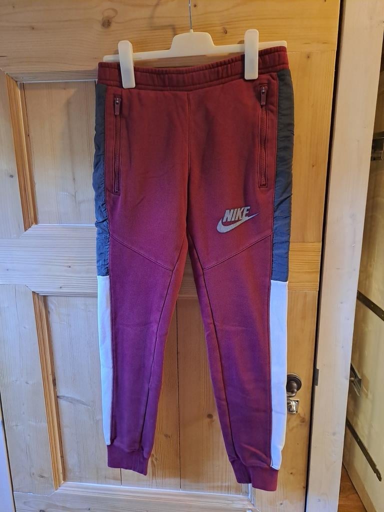 Nike Tech Fleece Joggingbroek - Bordeauxrood, Nike, Ophalen of Verzenden, Gedragen, Rood