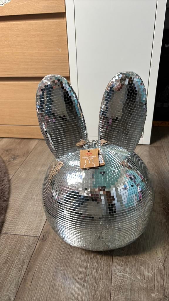 Nijntje discobal, Ophalen, Nieuw