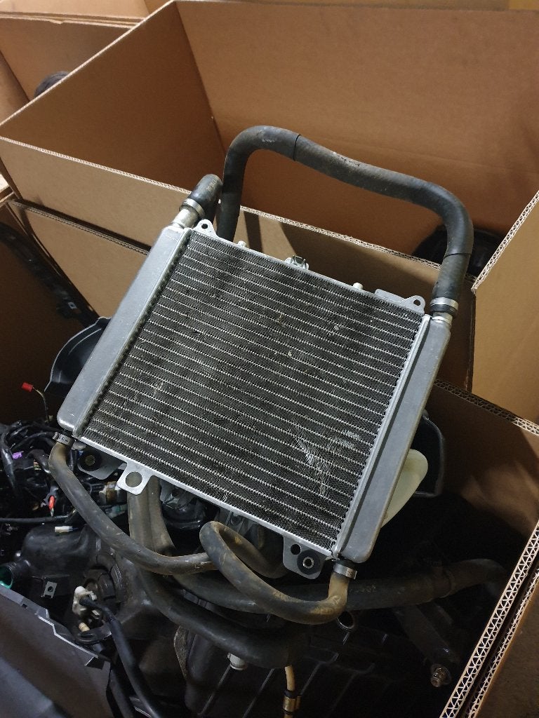 Radiateur piaggio beverly 500, Ophalen, Zo goed als nieuw, Overige typen, Piaggio