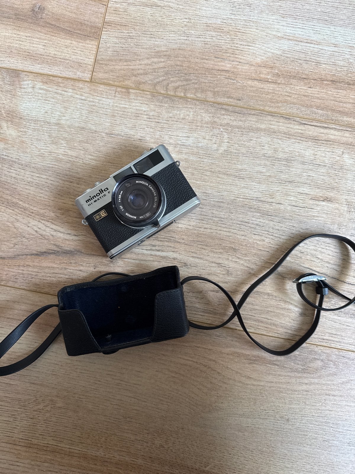 Minolta Hi-Matic F Compact Camera met Hoesje, Audio, Tv en Foto, Ophalen of Verzenden, Gebruikt, Compact, Minolta
