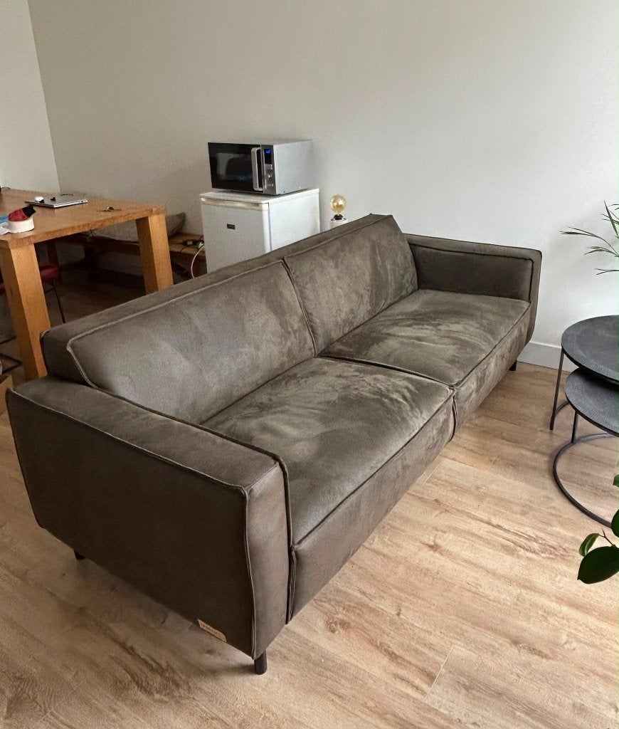 Comfortable groene leren bank, Huis en Inrichting, Ophalen, Driepersoons, Zo goed als nieuw, Rechte bank