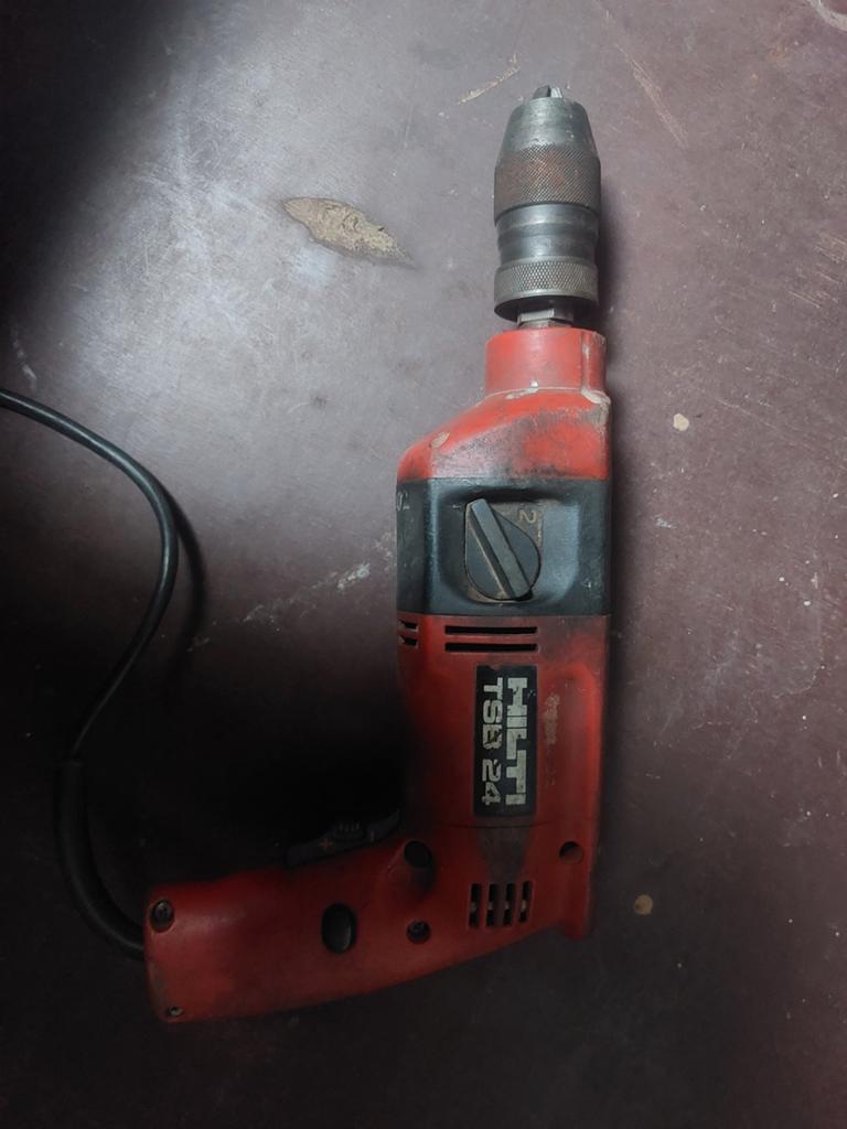 hilti tsb 24 boormachine, Doe-het-zelf en Verbouw, Gereedschap | Boormachines, Ophalen of Verzenden, Zo goed als nieuw, Boormachine