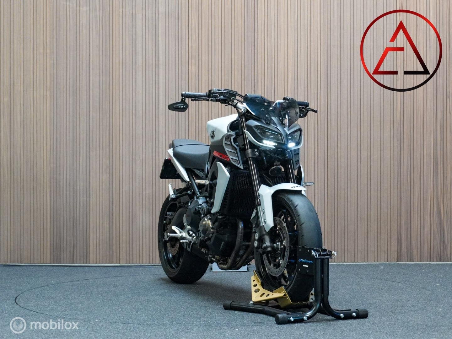Yamaha MT-09 2018 | Quickshifter + BlackWidow | 8.838km, Info@yamaha.nl, Christiaan huygensweg 32D, Bedrijf, Meer dan 35 kW