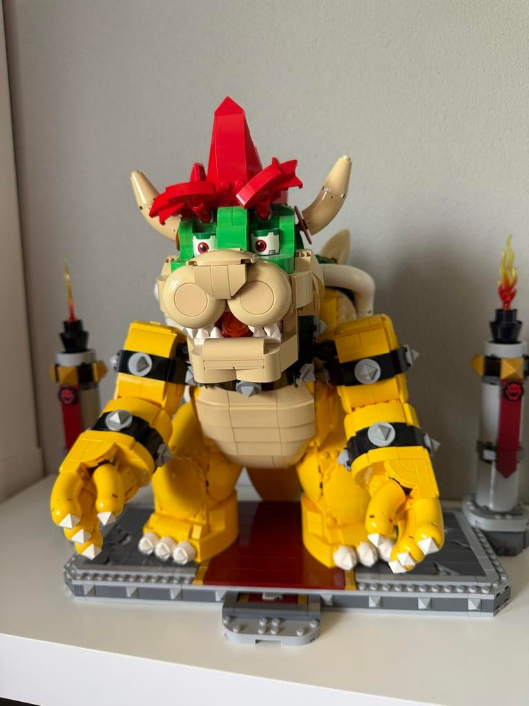 LEGO Super Mario Mighty Bowser (71411) - Zo goed als nieuw, Kinderen en Baby's, Speelgoed | Duplo en Lego, Ophalen, Overige thema's