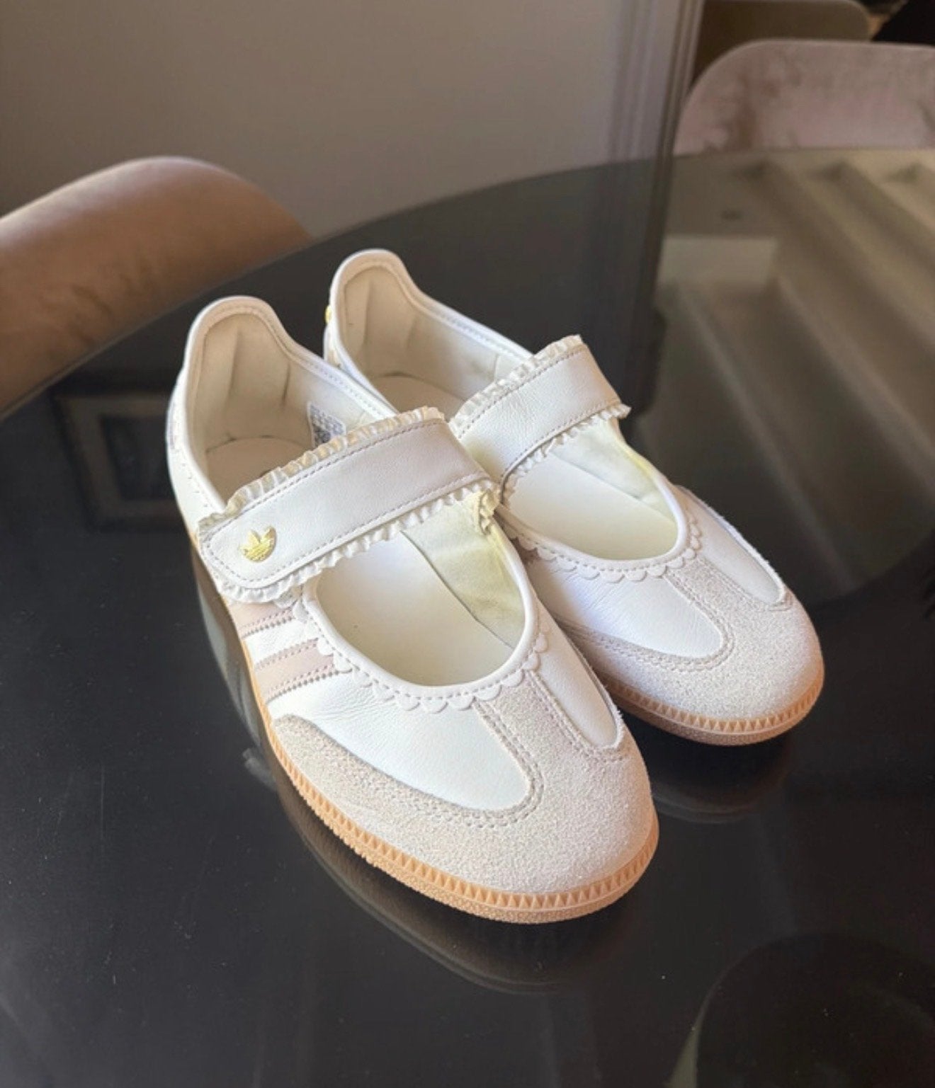 Adidas Samba Jane Ruffle - Maat 40 2/3 - Zo goed als nieuw, Verzenden, Zo goed als nieuw, Wit, Sneakers of Gympen