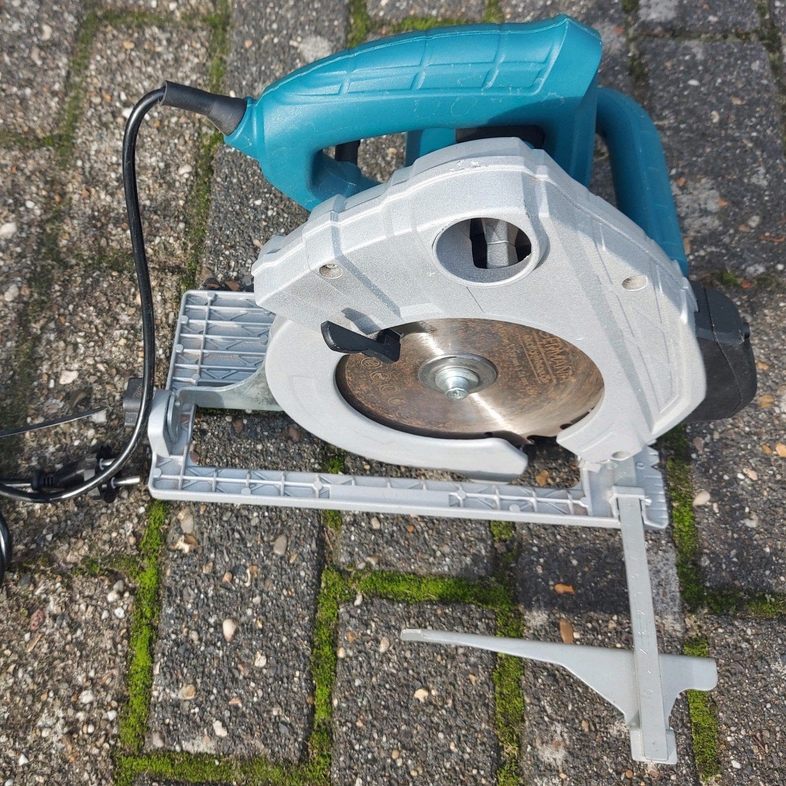 Handcirkelzaag 1400W 185mm - Krachtige invalzaag, Doe-het-zelf en Verbouw, Gebruikt, Cirkelzaag, 70 mm of meer, Ophalen of Verzenden