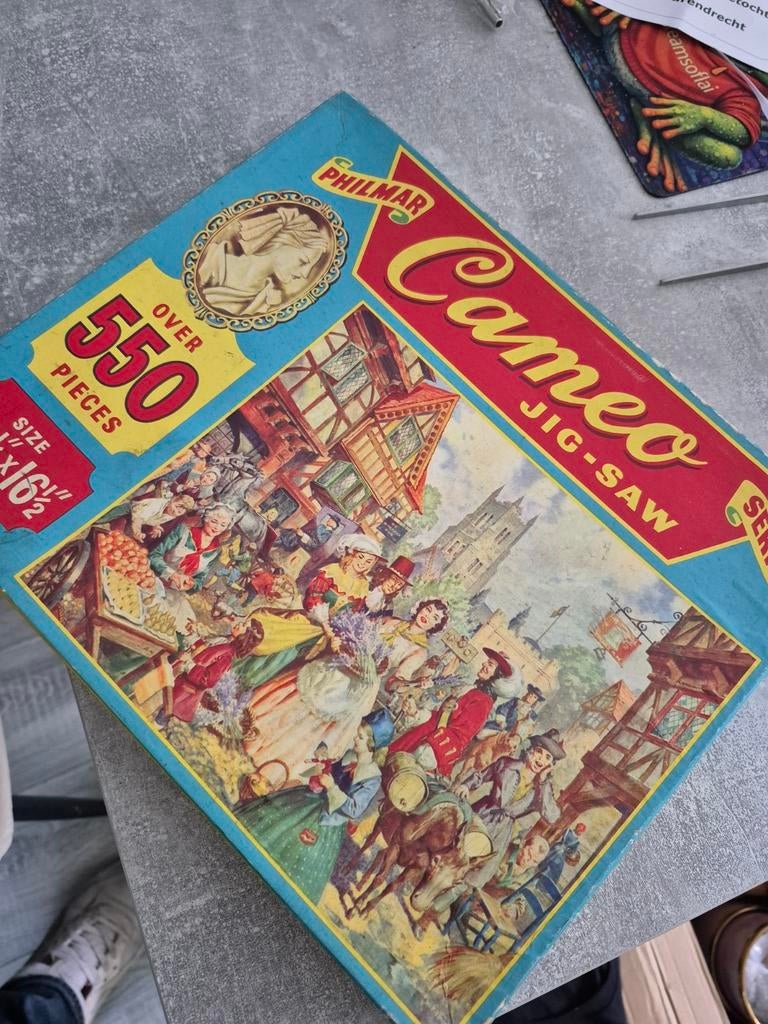 Vintage Philmar Cameo Jigsaw Puzzel - The Lavender Girl, Ophalen of Verzenden, 500 t/m 1500 stukjes, Gebruikt, Legpuzzel