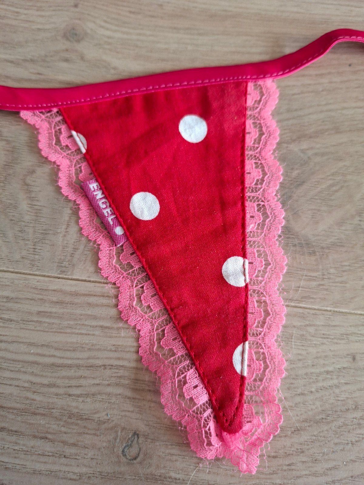 Engelpunt vlaggetjes slinger mini - rood met witte stippen, Ophalen of Verzenden, Zo goed als nieuw, Versiering, Verjaardag