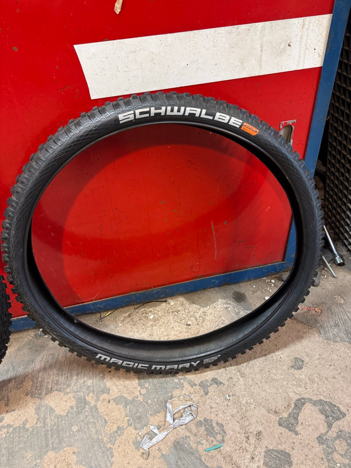 Schwalbe Magic Mary & Eddy Current MTB banden bijna nieuw, Fietsen en Brommers, Band, Ophalen of Verzenden, Zo goed als nieuw