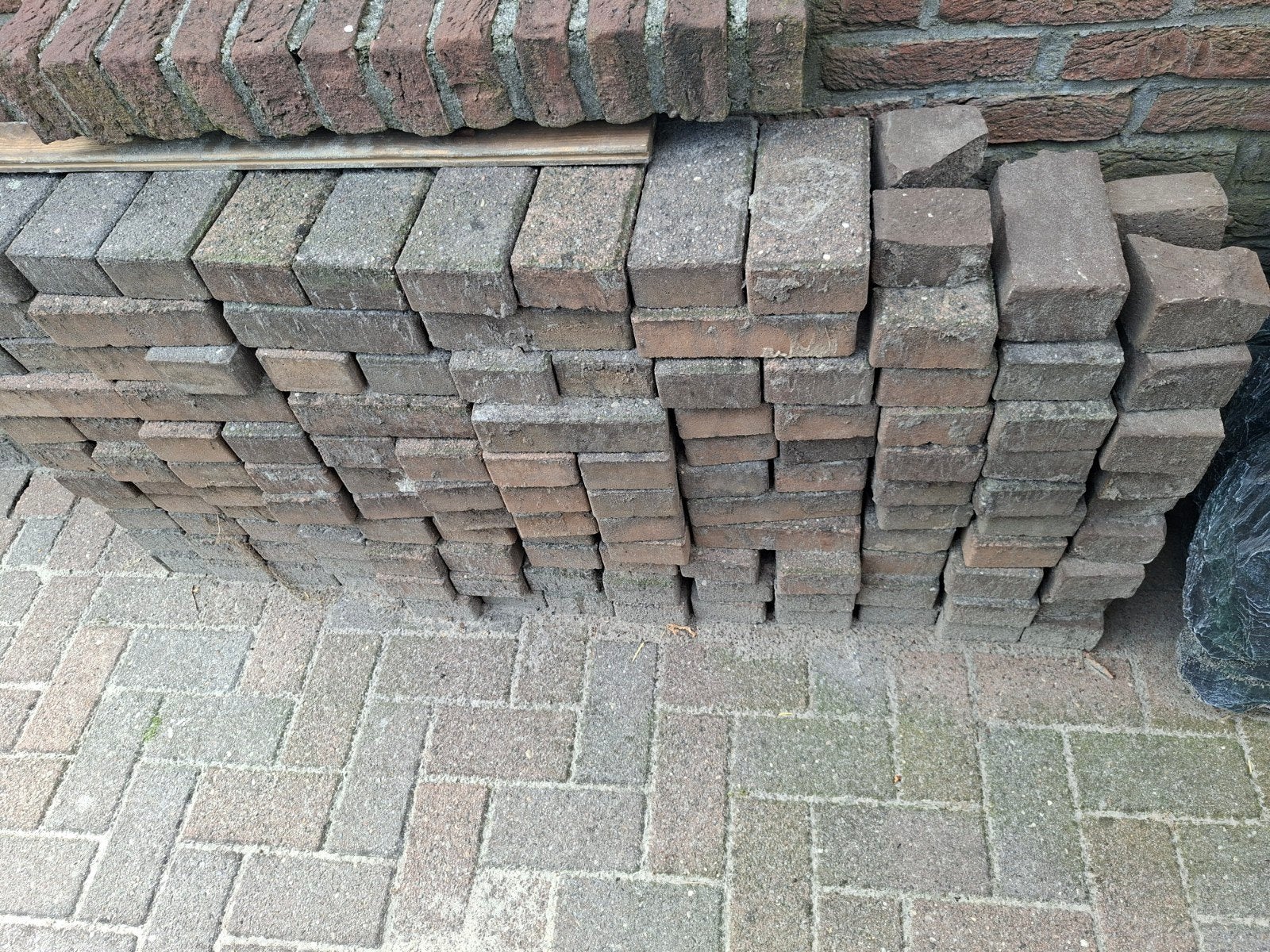 Rood/grijze gebruikte bestrating, ca. 10m², Tuin en Terras, Ophalen, Gebruikt, Klinkers, 10 m² of meer