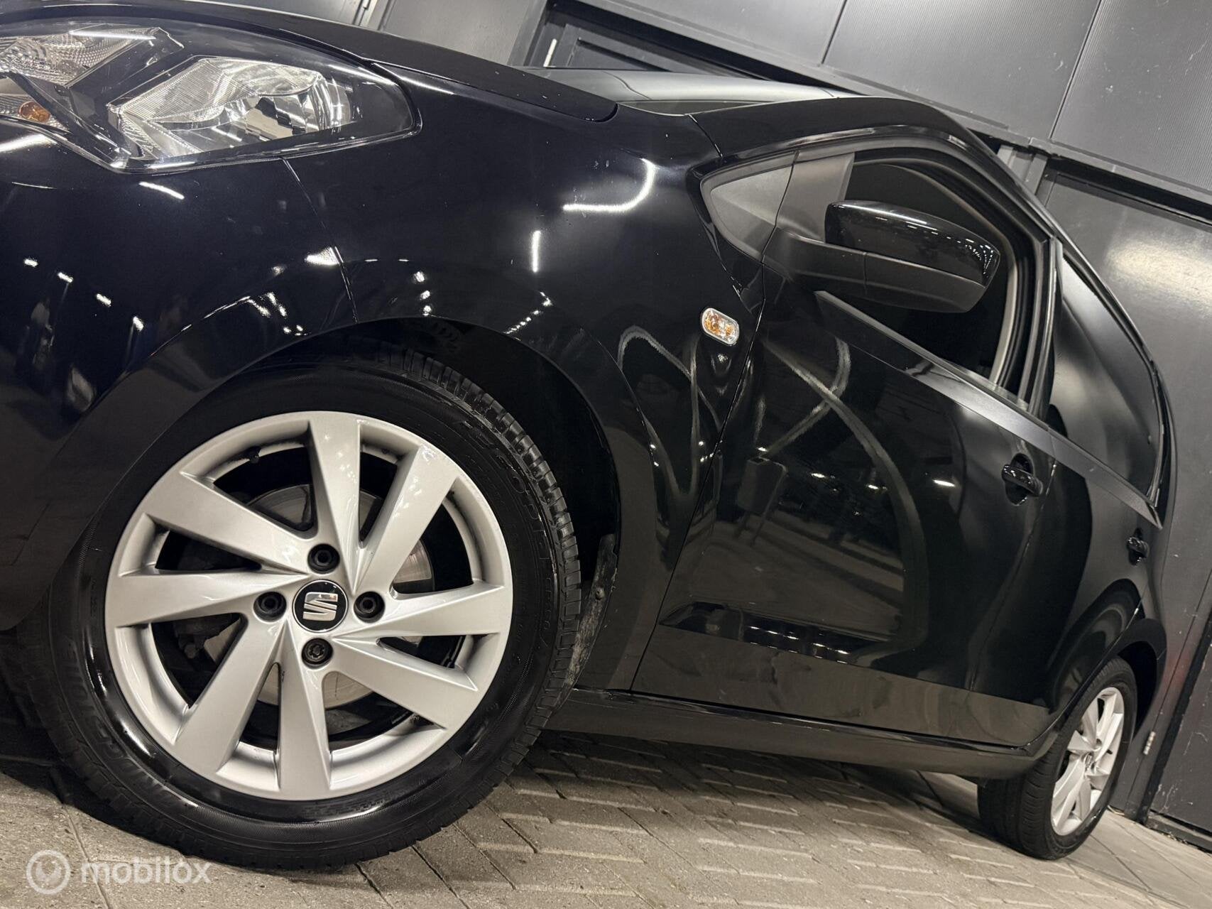 Seat Mii 1.0 FR Cruise/stoelverwarming/airco/pdc 5 drs 75pk, Voorwielaandrijving, Gebruikt, Euro 6, 4 stoelen