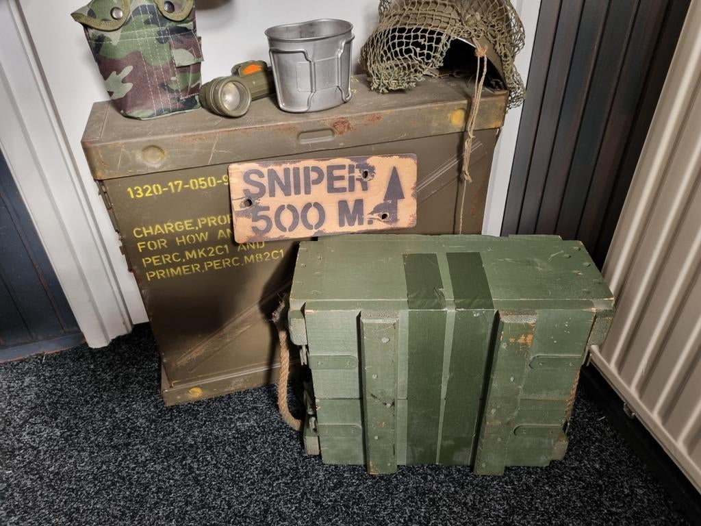 Militaire munitiekisten en uitrusting, Verzamelen, Militaria | Algemeen, Landmacht, Kist of Geocache, Overige gebieden, Ophalen of Verzenden