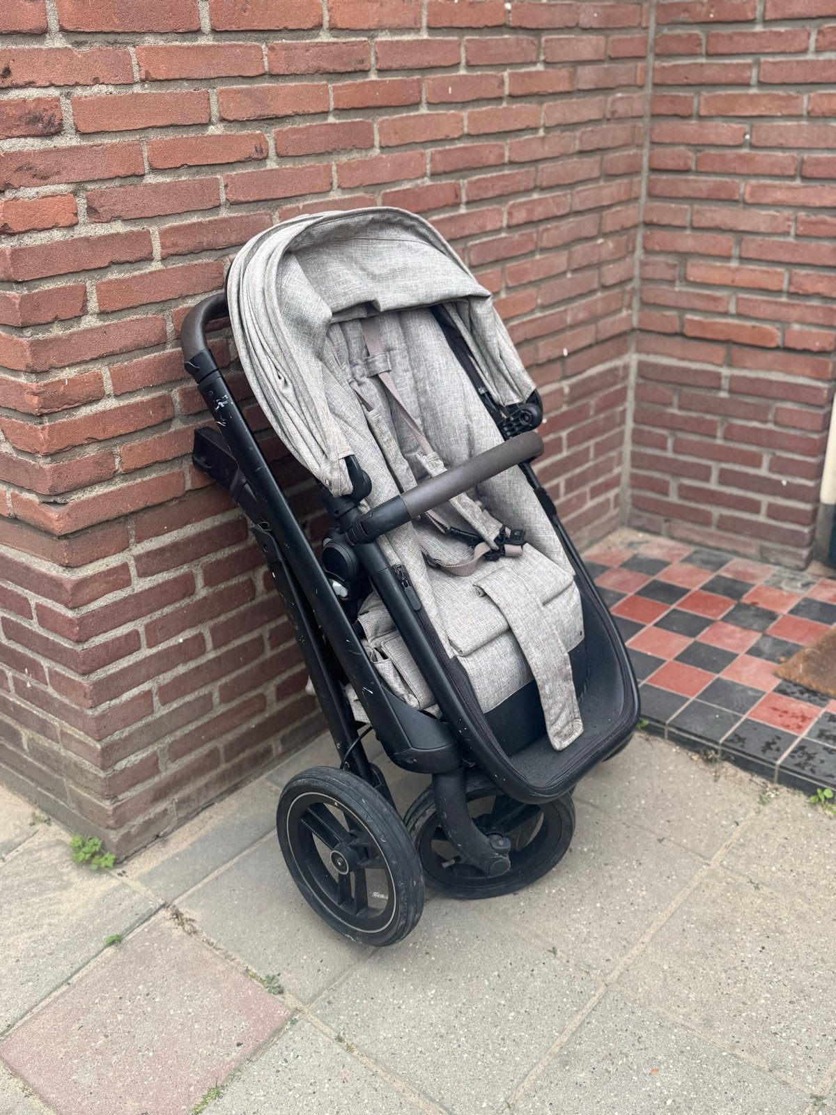 Dubatti kinderwagen taupe 2 in 1, Kinderen en Baby's, Gebruikt, Met reiswieg, Ophalen, Kinderwagen