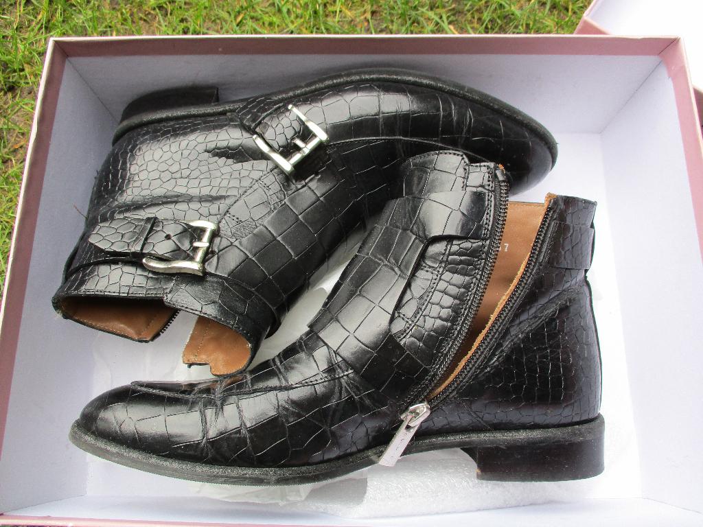Pertini, size 37, Pertini, Verzenden, Zwart, Lage of Enkellaarzen