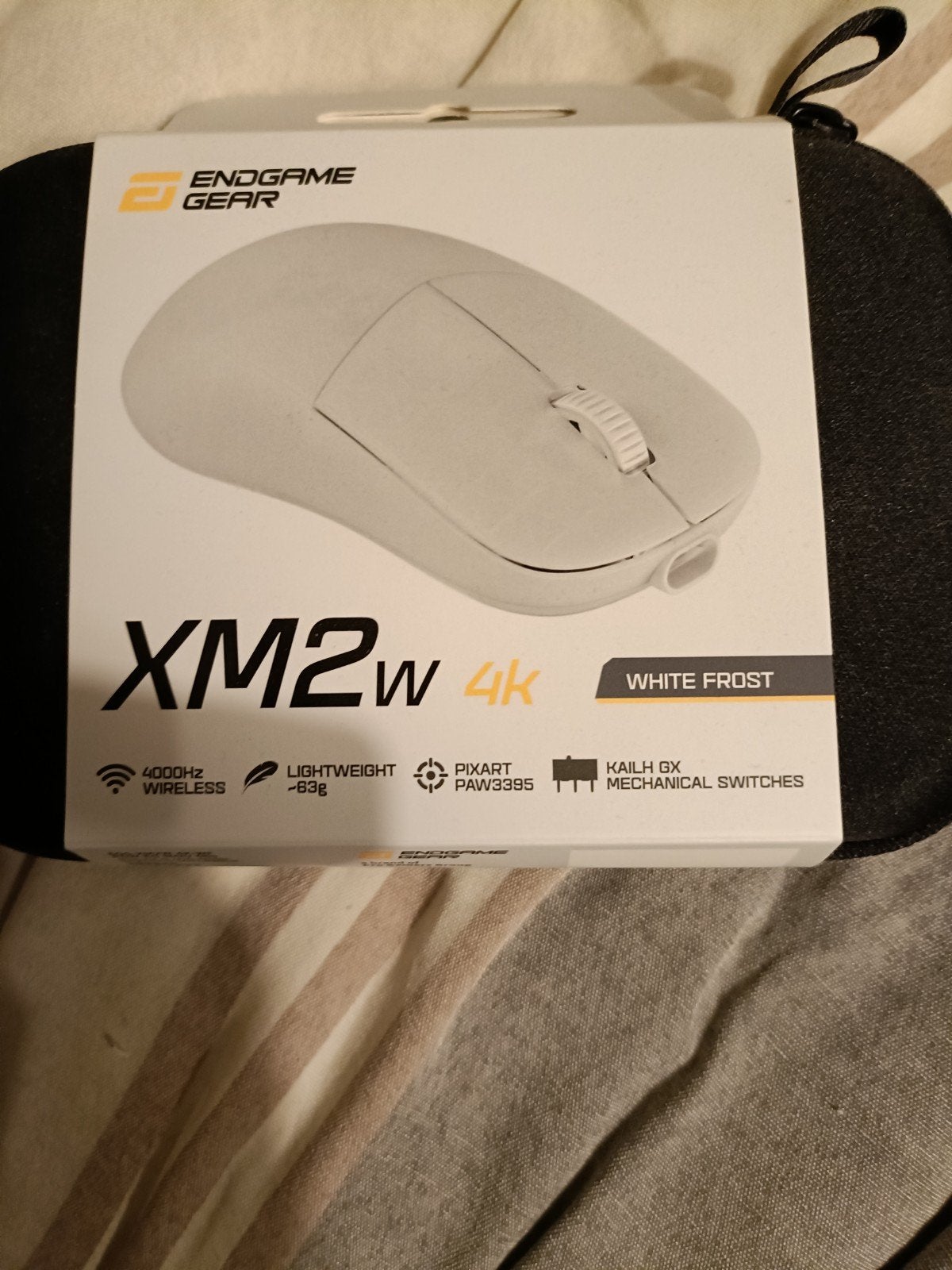 Endgame Gear XM2w 4K Draadloze Gaming Muis - White Frost, Muis, Gaming muis, Zo goed als nieuw, Draadloos