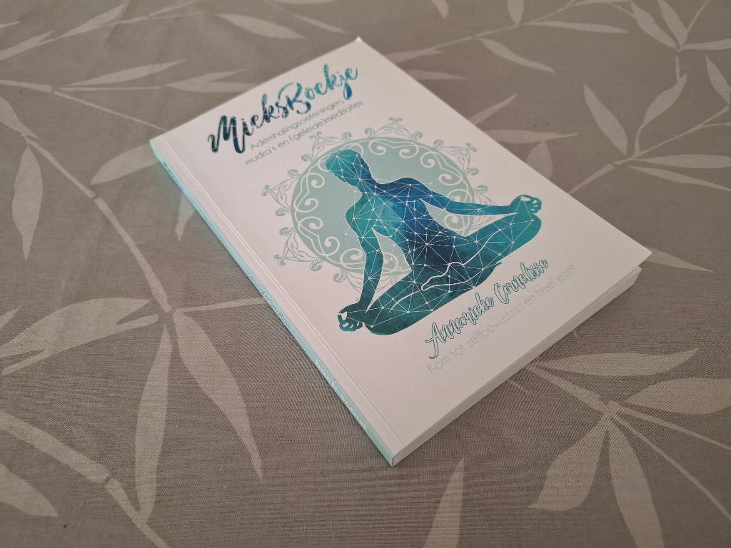 MieksBoekje - Ademhalingsoefeningen, mudra's, meditaties, Boeken, Achtergrond en Informatie, Annemieke Cornelisse, Ophalen of Verzenden