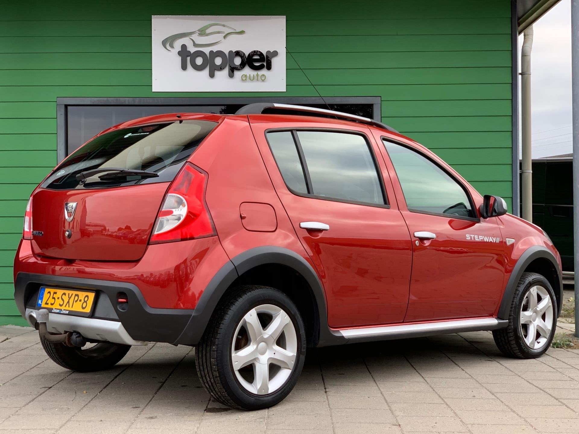 Dacia Sandero 1.6 Stepway |1e Eigenaar|Elektrische Ramen|Air, Auto's, Dacia, 4 cilinders, 49 €/maand, Bedrijf, Handgeschakeld