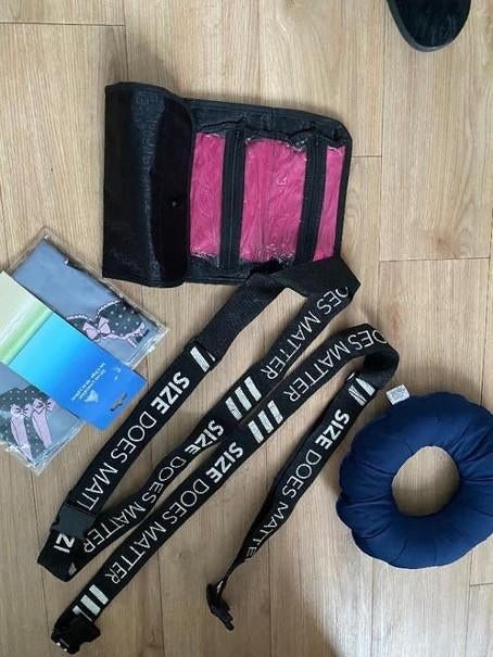 vakantieset:kofferriemen-nekkussen-etc., Ophalen of Verzenden, Nieuw, Overige kleuren, 30 cm of meer