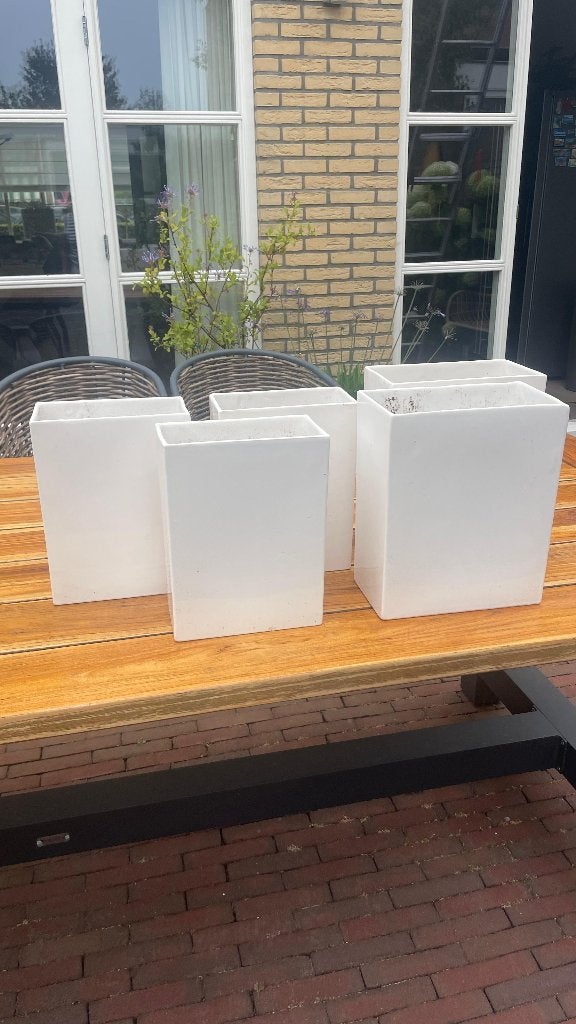 Plantenpotten 5 stuks wit., Tuin en Terras, Bloempotten, Ophalen, Gebruikt, Binnen, Aardewerk