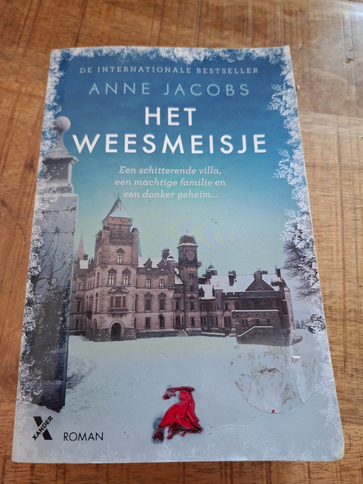 Het Weesmeisje - Anne Jacobs (Roman), Ophalen of Verzenden, Gelezen, Anne Jacobs, Nederland