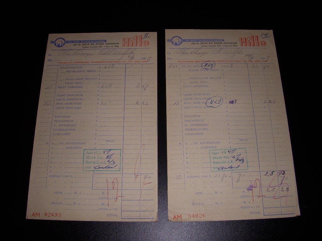 2 OUDE nota's Koek en Beschuitfabriek Hille & Zoon 1957, Ophalen of Verzenden