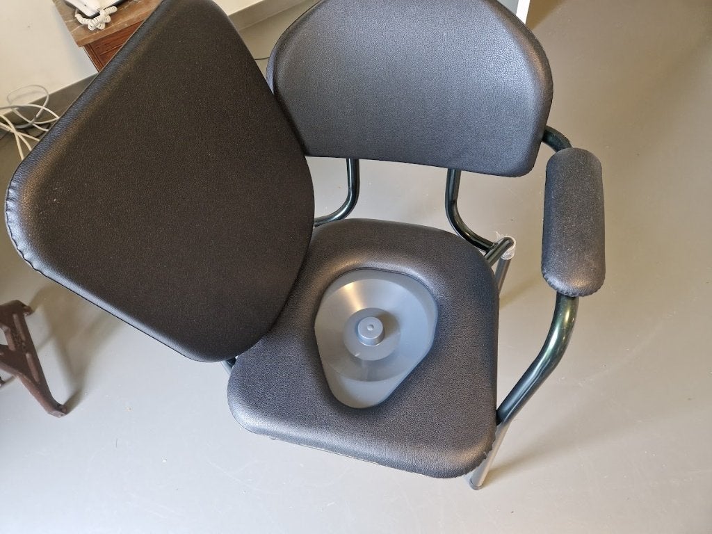 Toiletstoel, Diversen, Ophalen, Zo goed als nieuw